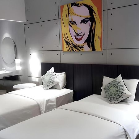 Hotel Cemerlang Bandung Zewnętrze zdjęcie
