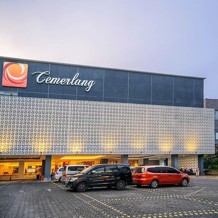 Hotel Cemerlang Bandung Zewnętrze zdjęcie