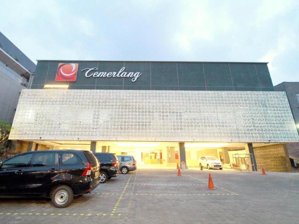 Hotel Cemerlang Bandung Zewnętrze zdjęcie