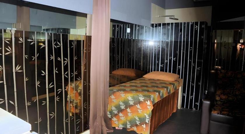 Hotel Cemerlang Bandung Zewnętrze zdjęcie
