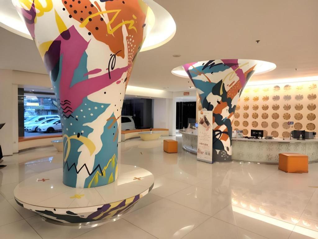 Hotel Cemerlang Bandung Zewnętrze zdjęcie